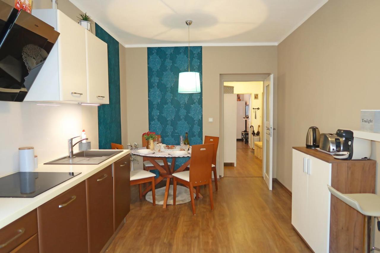 Apartment Carla การ์โลวีวารี ภายนอก รูปภาพ